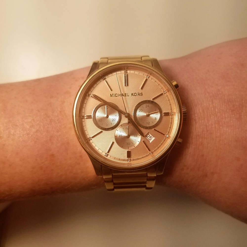 Michael Kors stunning rose gold Bradshaw watch